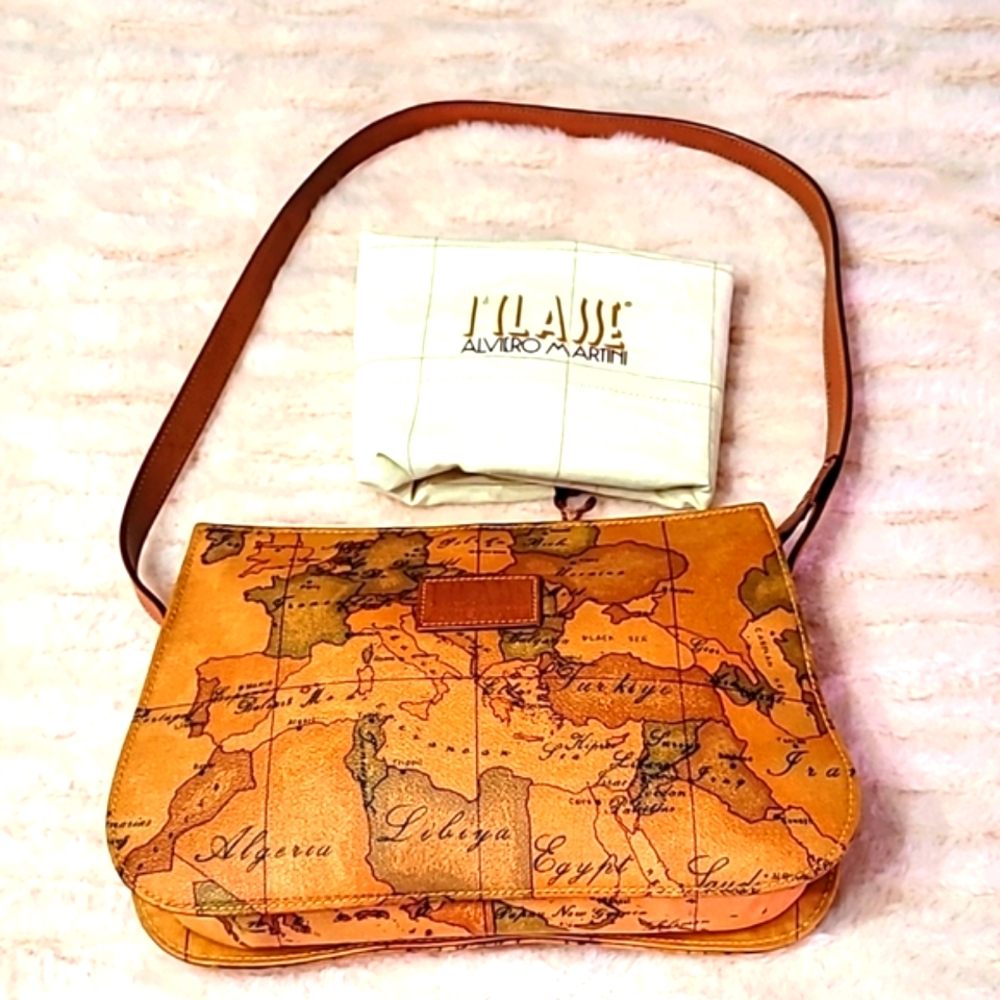 Alviero Martini 1a Classe Geo Classic Shoulder Bag